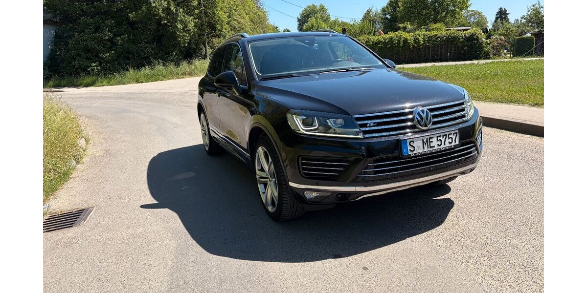 VW Touareg 153.114 km 15.995 &euro; stuttgart 70597