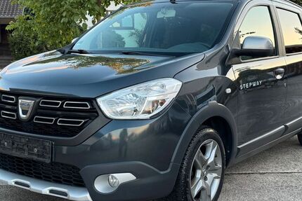 Dacia Lodgy 210.700 km 7.990 &euro; Holzgerlingen 71088