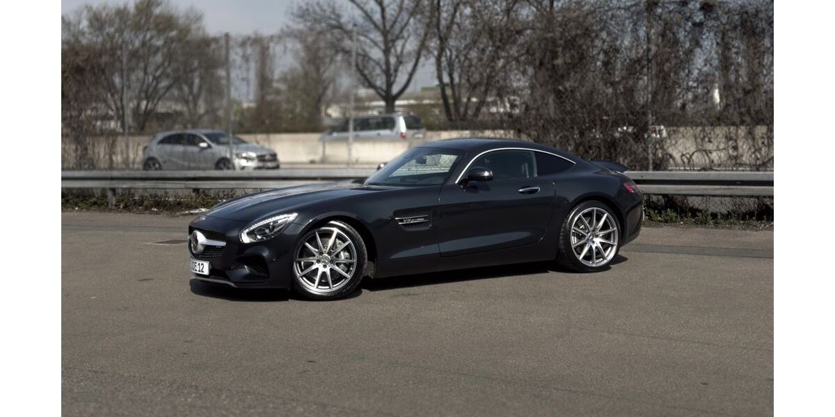 Mercedes-Benz AMG GT 39.000 km 72.900 &euro; Stuttgart 70329
