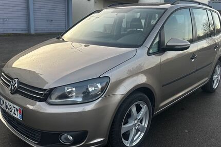VW Touran 131.000 km 7.450 &euro; Nürtingen 72622