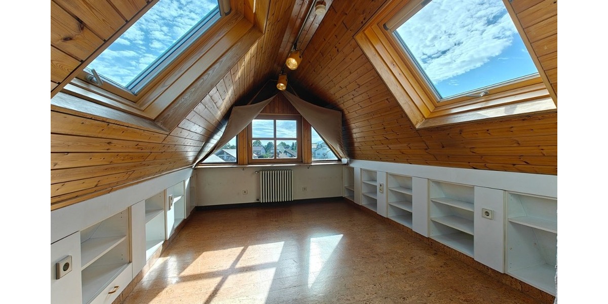 Charmantes Fachwerkhaus mit ELW, Atelier und Ausbaureserve - Wohnen & Arbeiten unter einem Dach - Bauernhaus, Landhaus Reutlingen Rommelsbach | Angebot:24690906