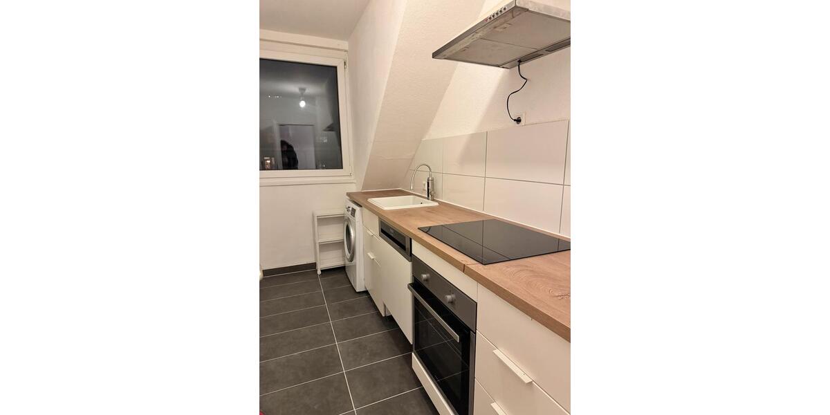 Dachgeschoßwohnung Stuttgart Stuttgart-West - 2 Zimmer, 42 m&sup2;, 990&euro; | Angebot:25624891