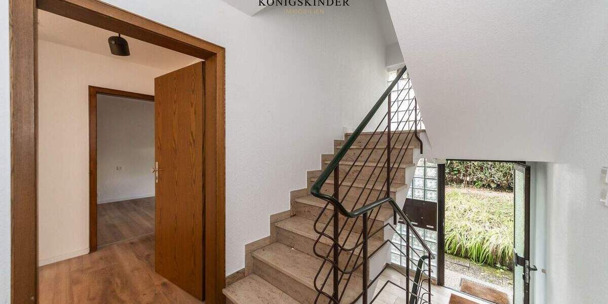 Mehrfamilienhaus, Wohnhaus Stuttgart / Möhringen Möhringen - 9 Zimmer, 240 m&sup2;, 1.300.000&euro; | Angebot:25680014