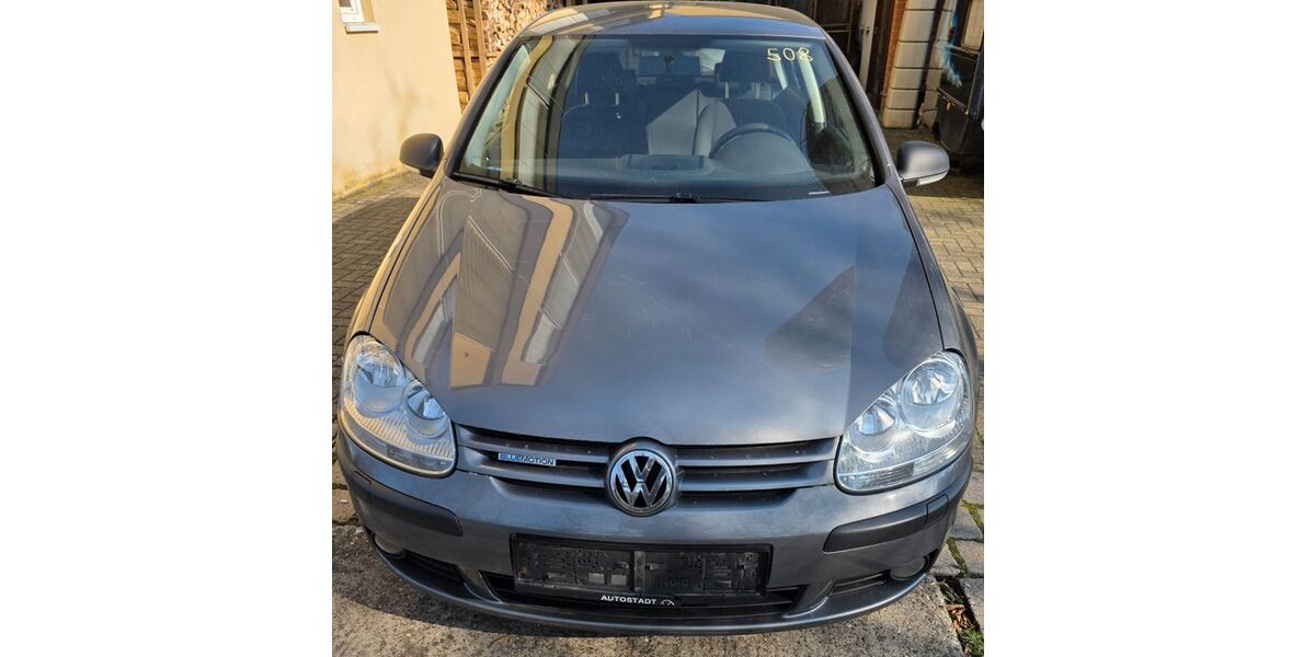 VW Golf 222.702 km 5.299 &euro; Stuttgart 70190