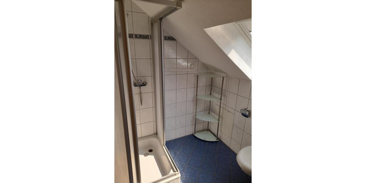 Dachgeschoßwohnung Engstingen - 3 Zimmer, 97 m&sup2;, 660&euro; | Angebot:25960849