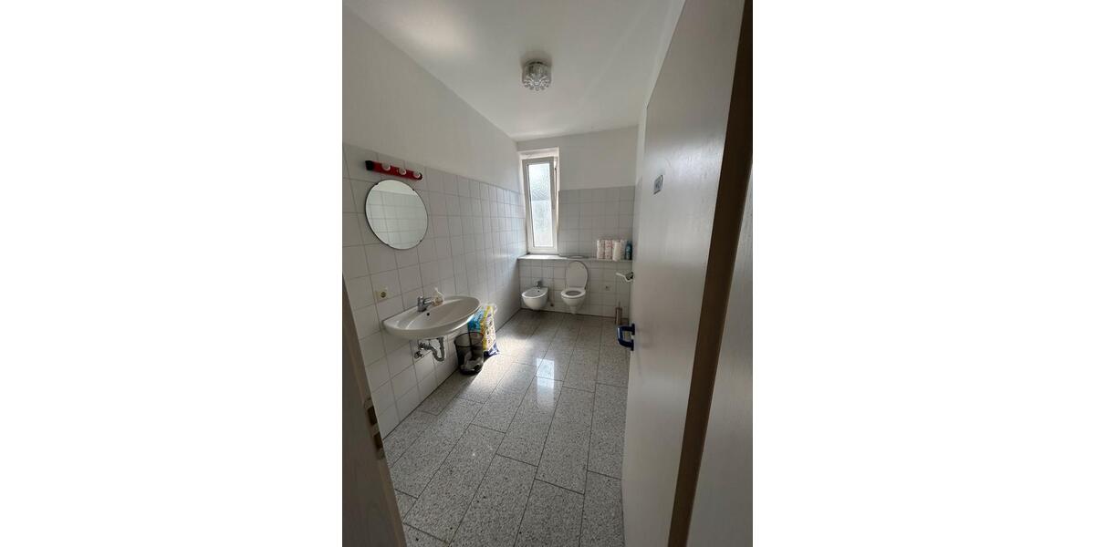Gewerbeobjekt Metzingen - 2.200&euro; | Angebot:26268572