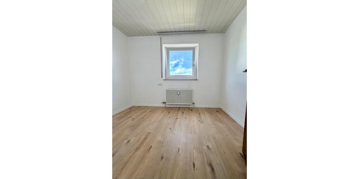 Etagenwohnung Metzingen - 2.5 Zimmer, 63 m&sup2;, 229.000&euro; | Angebot:27261704