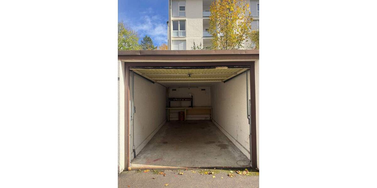 Garagen / Stellplätze Pfullingen - 24.000&euro; | Angebot:25680204