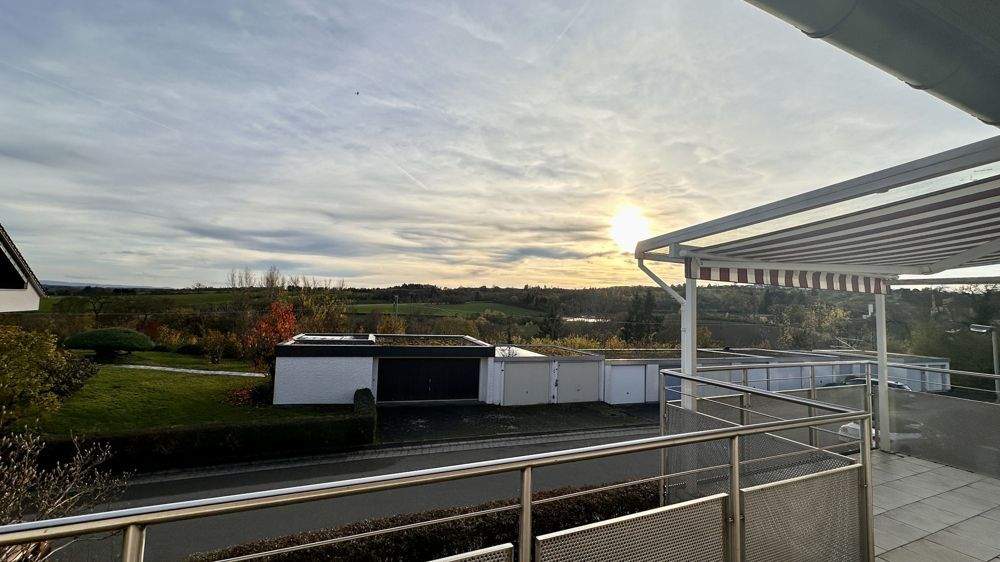 Doppelhaushälfte Herrenberg - 7 Zimmer, 146 m&sup2;, 589.000&euro; | Angebot:25684510