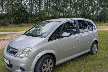 Opel Meriva 218.000 km 1.100 &euro; Neckartailfingen 72666
