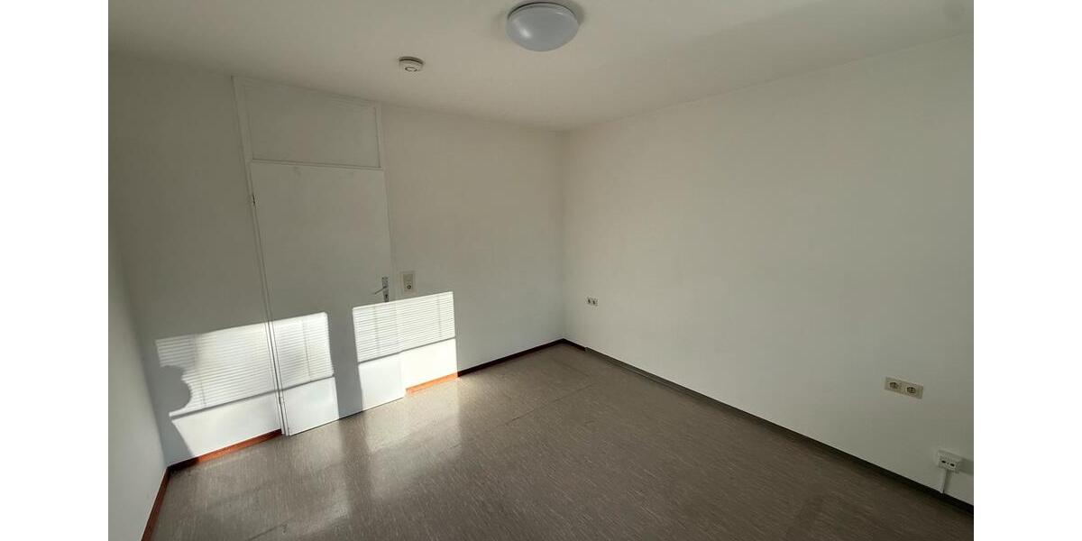 Etagenwohnung Tübingen Schönblick / Winkelwiese - 1 Zimmer, 14 m&sup2;, 520&euro; | Angebot:25875394
