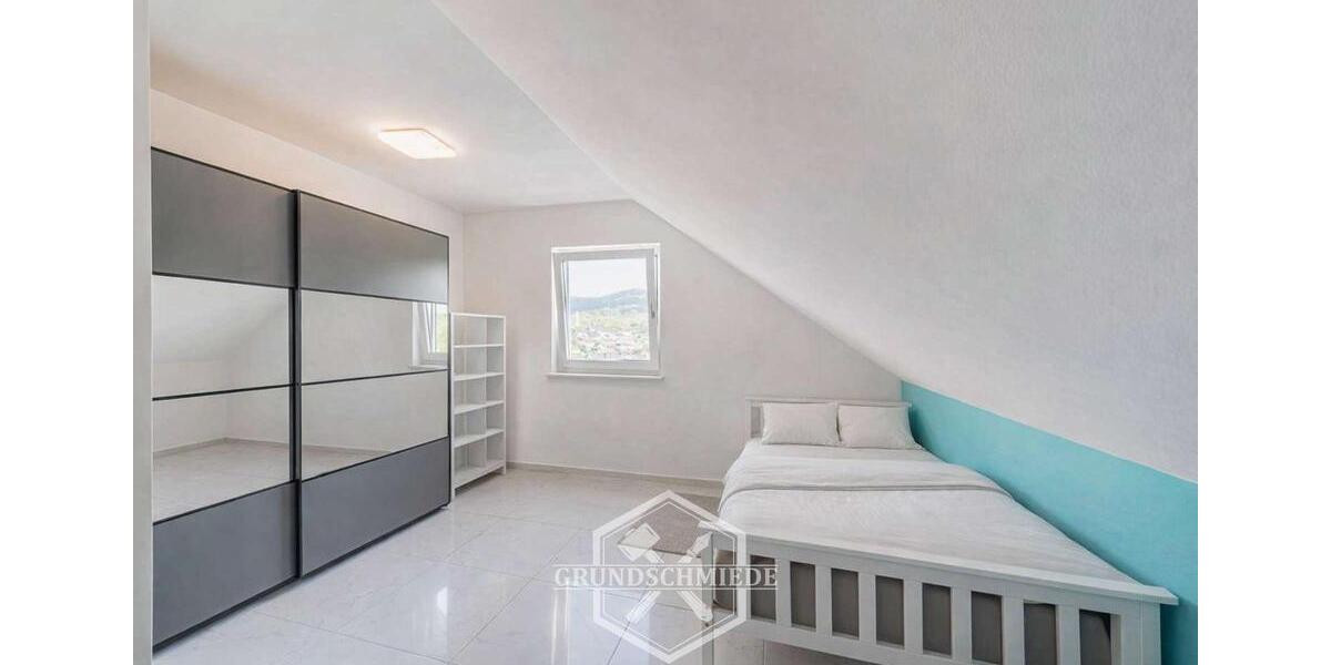 Maisonettenwohnung Neuffen - 5 Zimmer, 183 m&sup2;, 1.900&euro; | Angebot:26443759