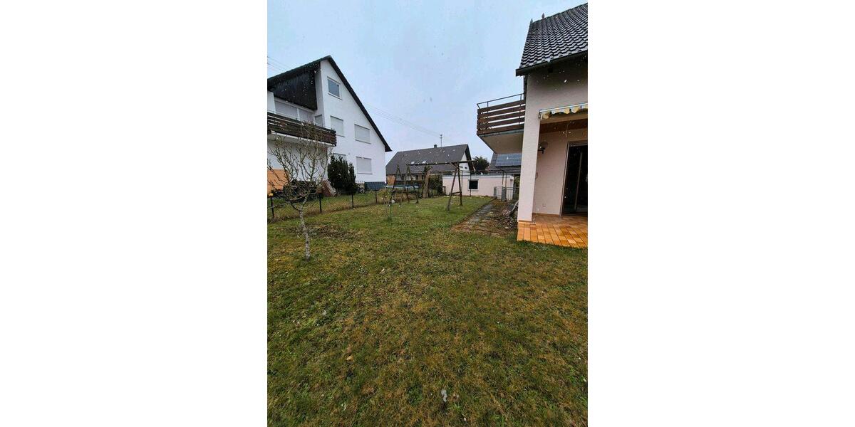 Erdgeschoßwohnung Herrenberg - 5 Zimmer, 117 m&sup2;, 1.400&euro; | Angebot:25941985