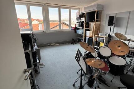 Gewerbeobjekt Stuttgart Zuffenhausen - 165&euro; | Angebot:26019240