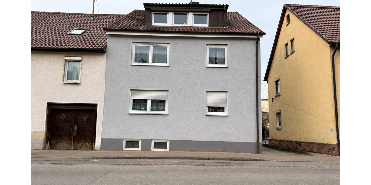 Mehrfamilienhaus, Wohnhaus Nürtingen - 8 Zimmer, 191 m&sup2;, 725.000&euro; | Angebot:25745890