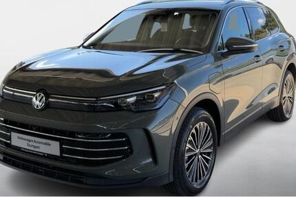 VW Tiguan 4.332 km 41.930 &euro; Stuttgart-Wangen 70188