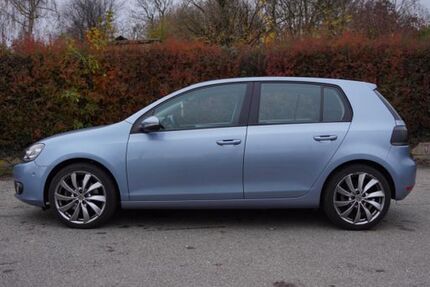 VW Golf 151.200 km 5.999 &euro; Stuttgart 70376