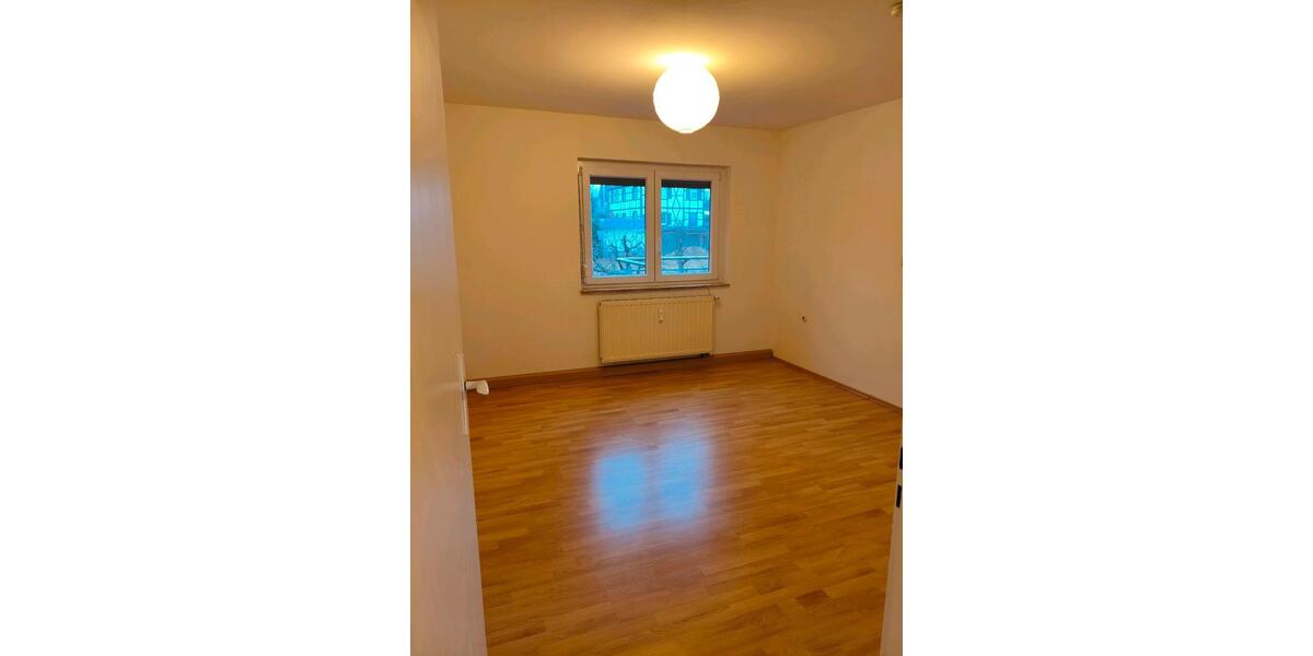Etagenwohnung Reutlingen Reutlingen-Betzingen - 2.5 Zimmer, 64 m&sup2;, 700&euro; | Angebot:25753219