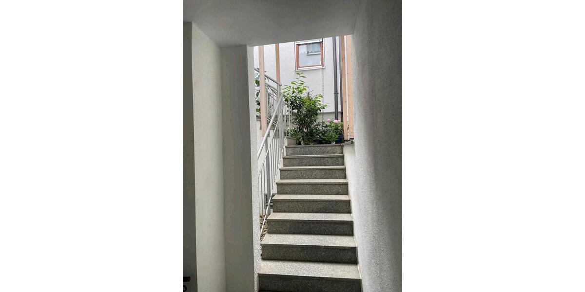 Etagenwohnung Reutlingen - 2 Zimmer, 50 m&sup2;, 225.000&euro; | Angebot:24683040