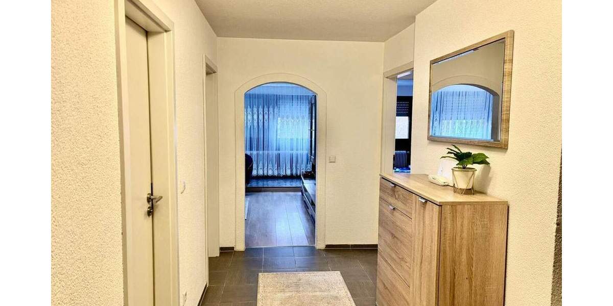 Etagenwohnung Böblingen - 3 Zimmer, 93 m&sup2;, 399.000&euro; | Angebot:25781220