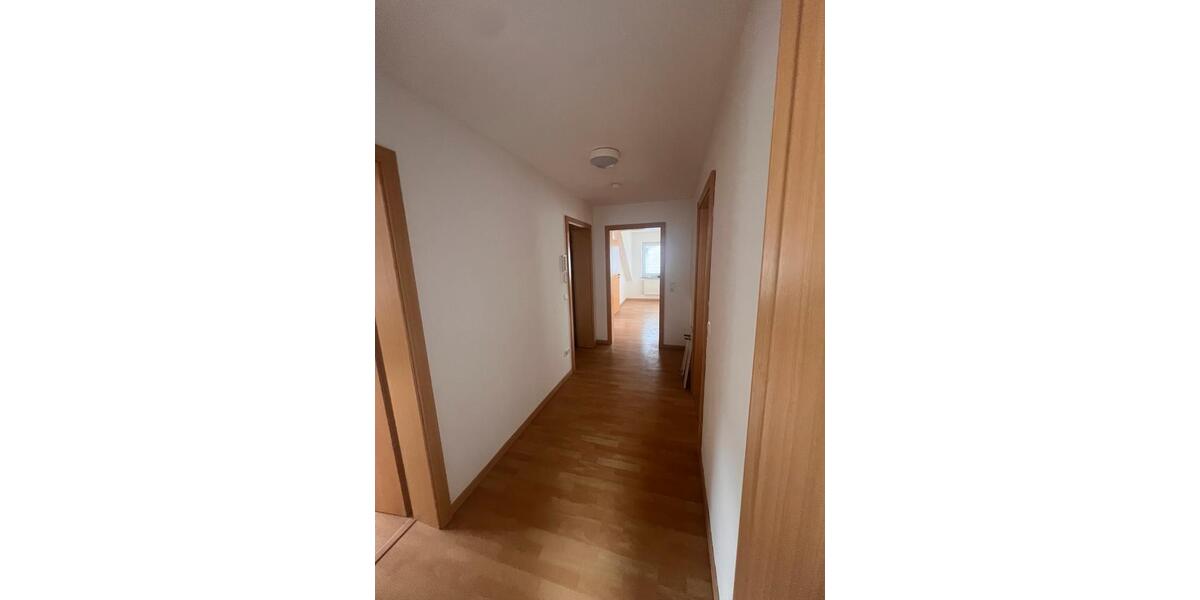 Einfamilienhaus Nagold - 7 Zimmer, 190 m&sup2;, 630.000&euro; | Angebot:25926663