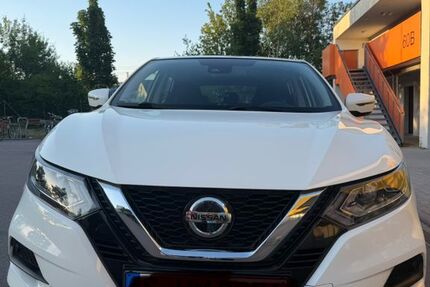 Nissan Qashqai 106.000 km 11.199 &euro; Stuttgart 70567