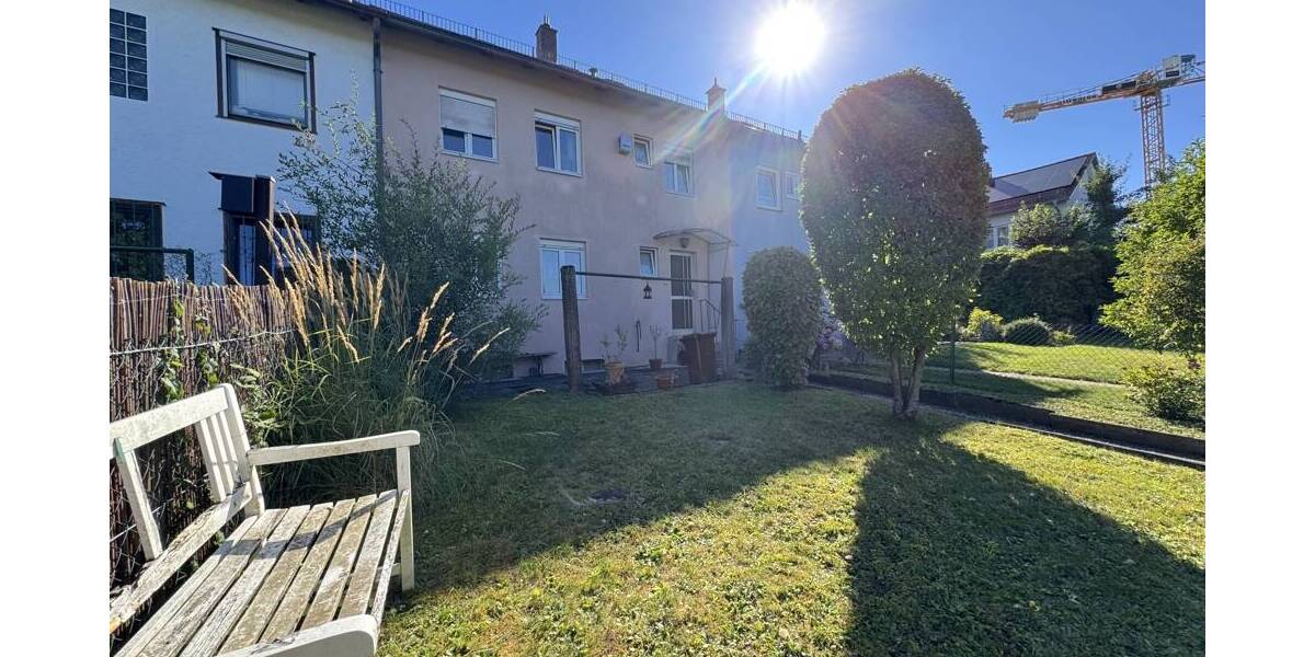 Reihenmittelhaus Stuttgart / Degerloch Hoffeld - 6 Zimmer, 135 m&sup2;, 650.000&euro; | Angebot:26596457