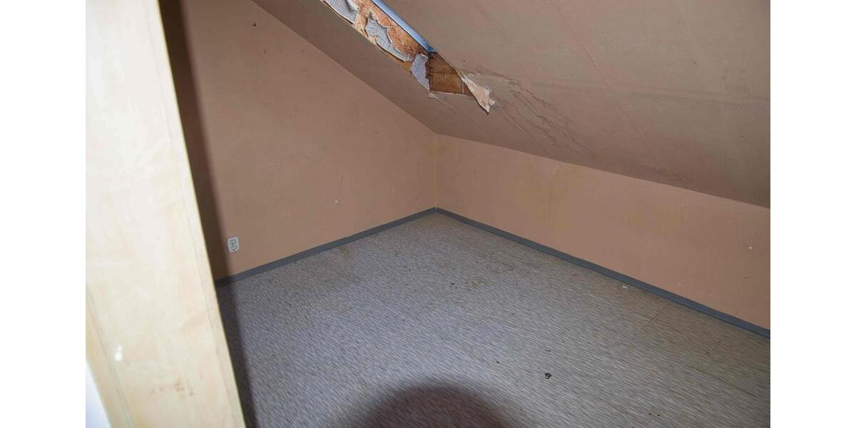 Doppelhaushälfte Rangendingen - 8 Zimmer, 118 m&sup2;, 260.000&euro; | Angebot:24563164