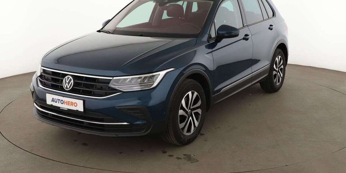 VW Tiguan 48.856 km 22.470 &euro; Stuttgart 70195