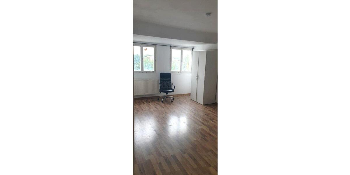 Etagenwohnung Eutingen im Gäu - 4 Zimmer, 125 m&sup2;, 900&euro; | Angebot:25973913