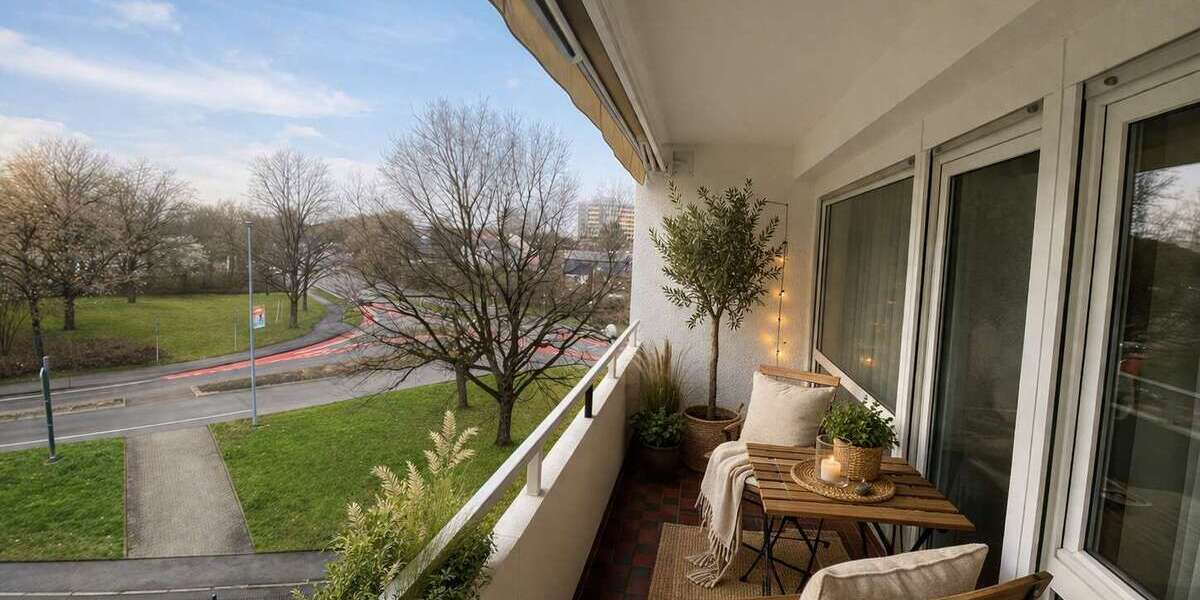 Etagenwohnung Reutlingen - 4 Zimmer, 93 m&sup2;, 930&euro; | Angebot:26056621