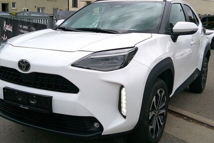 Toyota Yaris Cross 29.000 km 23.840 &euro; Sindelfingen 71065