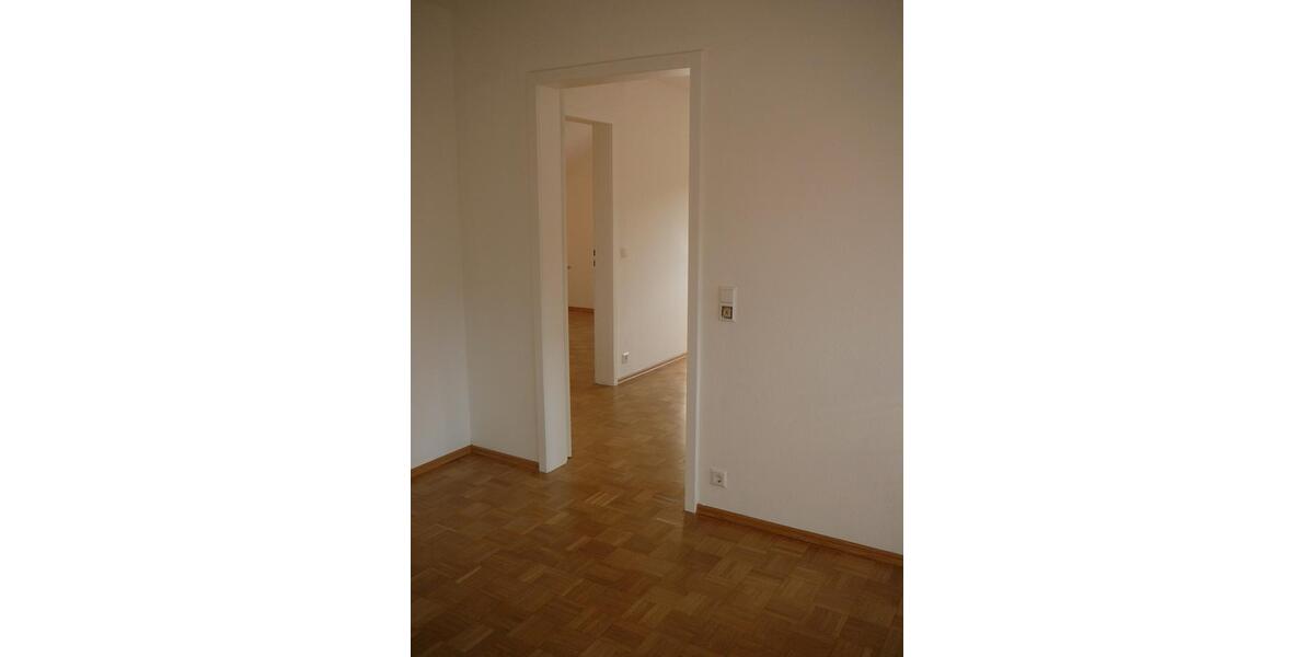 Dachgeschoßwohnung Herrenberg - 2.5 Zimmer, 58 m&sup2;, 900&euro; | Angebot:25554062