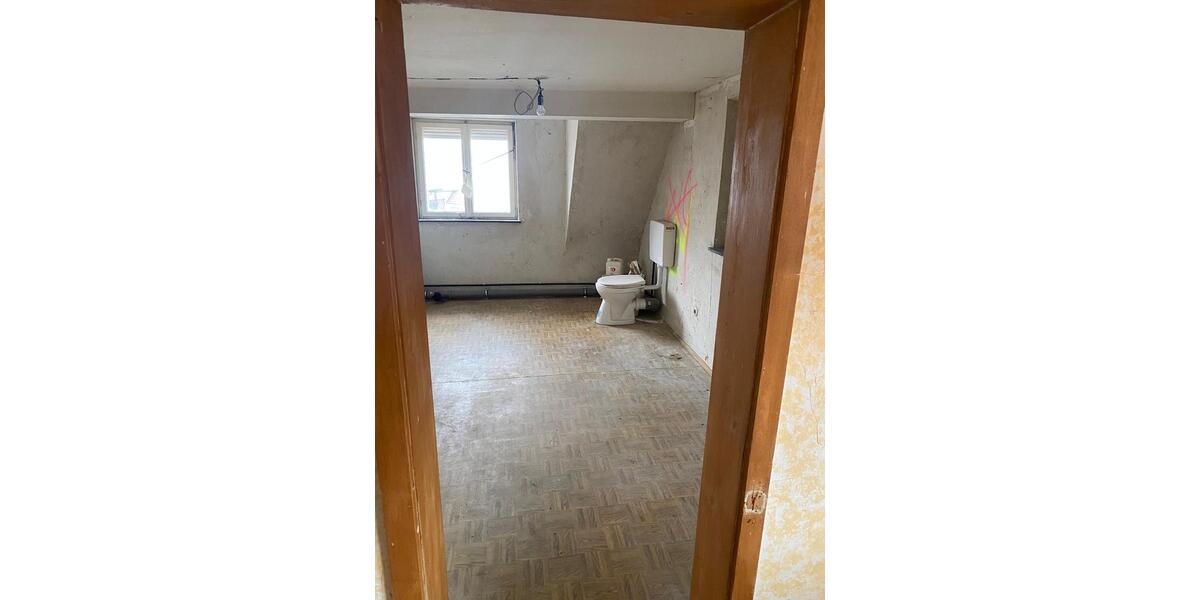 Bauernhaus, Landhaus Hechingen - 5 Zimmer, 148 m&sup2;, 132.000&euro; | Angebot:26066460