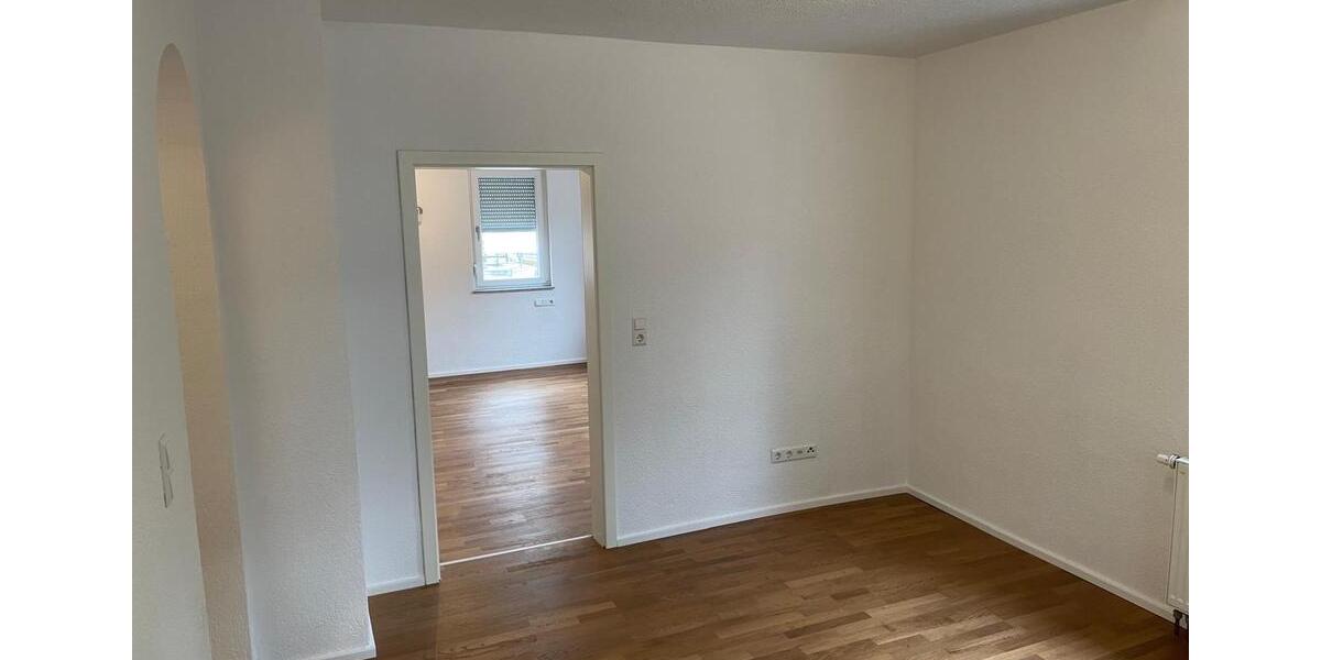 Etagenwohnung Dettingen an der Erms - 2 Zimmer, 65 m&sup2;, 990&euro; | Angebot:25966472