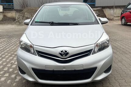 Toyota Yaris 127.400 km 7.700 &euro; Holzgerlingen 71088
