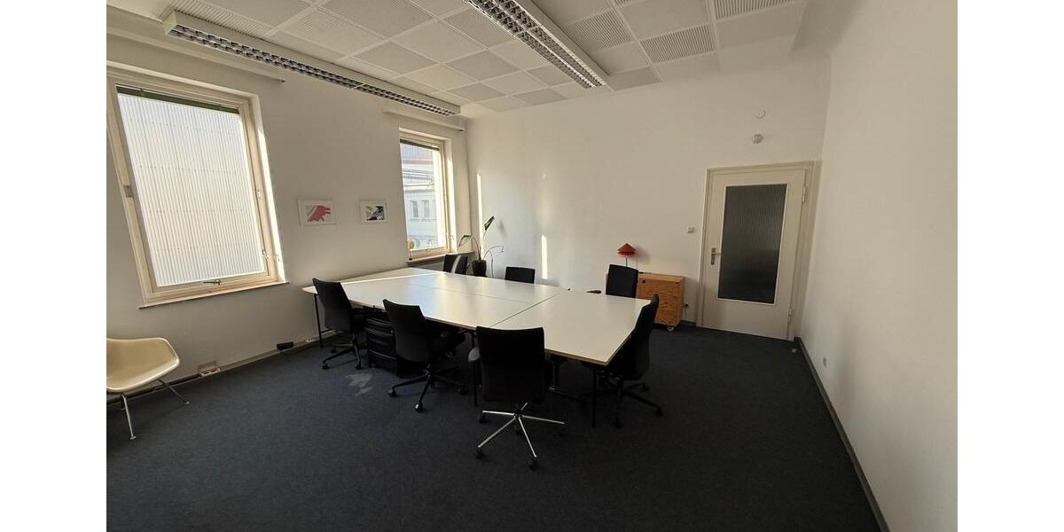 Gewerbeobjekt Stuttgart - 400&euro; | Angebot:25920380