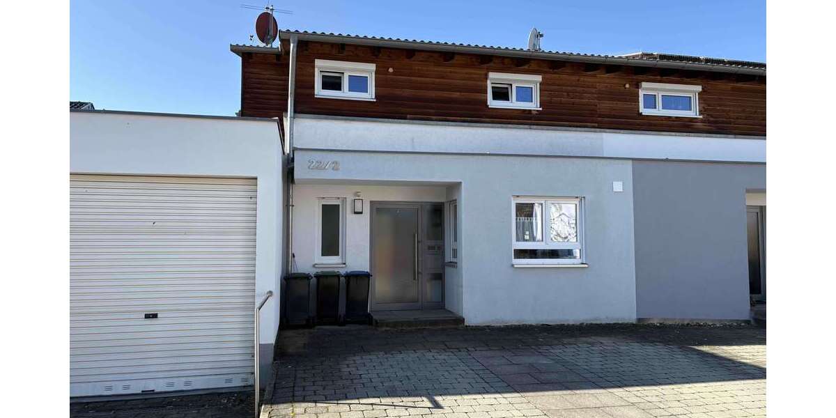 Einfamilienhaus Steinenbronn - 5.5 Zimmer, 140 m&sup2;, 2.200&euro; | Angebot:27478660