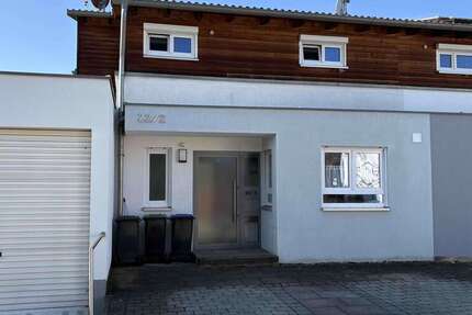 Haus Steinenbronn - 5.5 Zimmer, 140 m&sup2;, 2.200&euro; | Angebot:27478660