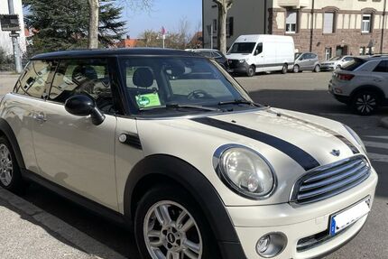 Mini Cooper 110.800 km 5.700 &euro; Stuttgart 70184