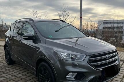 Ford Kuga 141.000 km 14.500 &euro; Ebhausen 72224