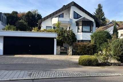 Haus Nürtingen - 8 Zimmer, 300 m&sup2;, 975.000&euro; | Angebot:27469313