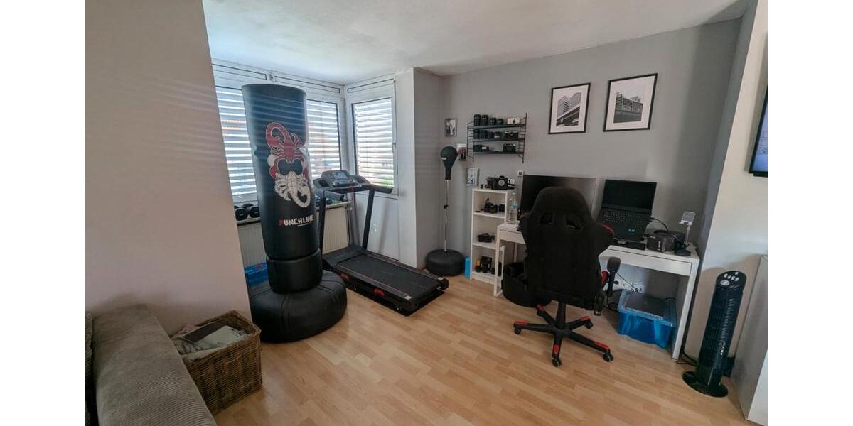 Dachgeschoßwohnung Böblingen Dagersheim - 2.5 Zimmer, 67 m&sup2;, 289.000&euro; | Angebot:27446821