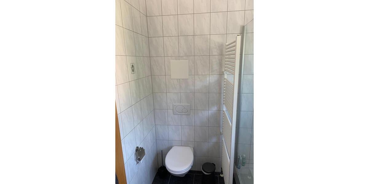 Dachgeschoßwohnung Herrenberg - 3.5 Zimmer, 70 m&sup2;, 419.000&euro; | Angebot:27494874