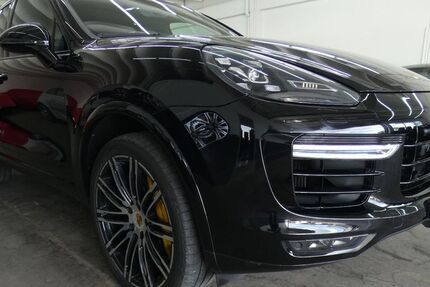 Porsche Cayenne 248.000 km 27.499 &euro; Metzingen 72555