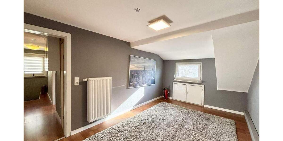 Einfamilienhaus Sindelfingen Darmsheim - 5 Zimmer, 145 m&sup2;, 799.000&euro; | Angebot:25916898