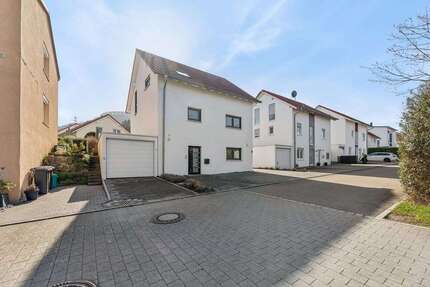 Haus Pfullingen - 5 Zimmer, 122 m&sup2;, 679.000&euro; | Angebot:25759847