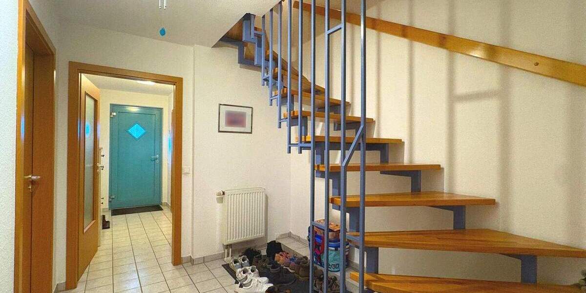 Reihenmittelhaus Stuttgart Vaihingen - 6 Zimmer, 150 m&sup2;, 729.000&euro; | Angebot:25781237