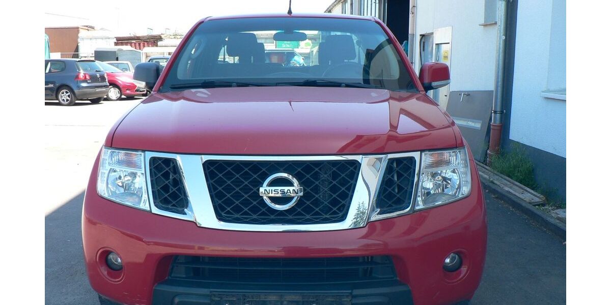 Nissan Navara 121.000 km 12.200 &euro; Reutlingen oferdingen 72768