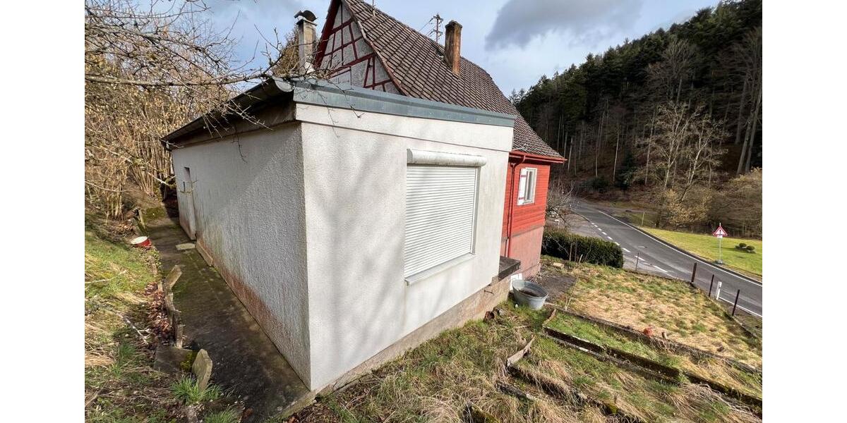 Einfamilienhaus Horb am Neckar - 5 Zimmer, 125 m&sup2;, 174.000&euro; | Angebot:26327585
